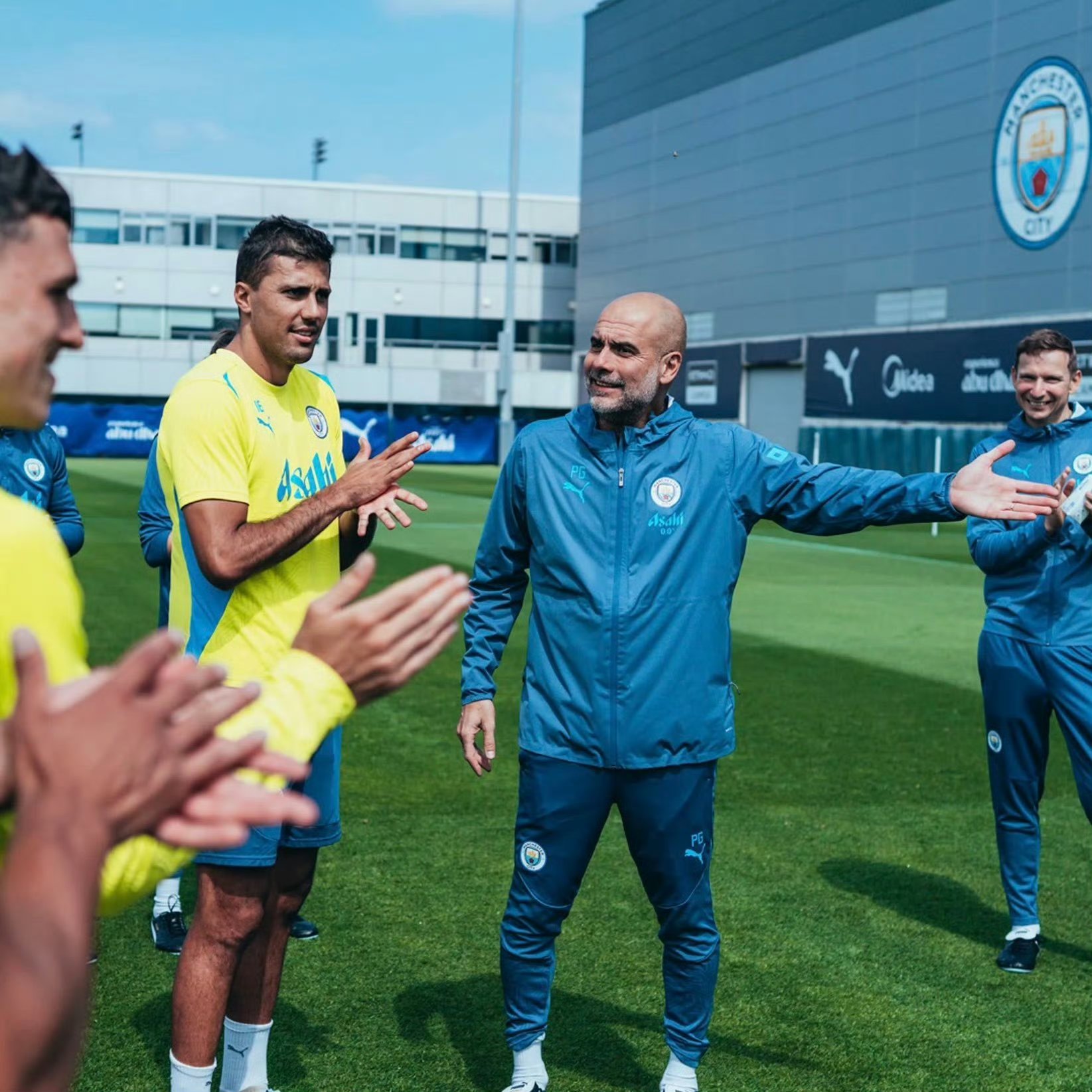 球速最新网址包含曼城迎全明星赛关键赛；清晨再遭质疑；更衣室稳定；球队文化再被提及的词条